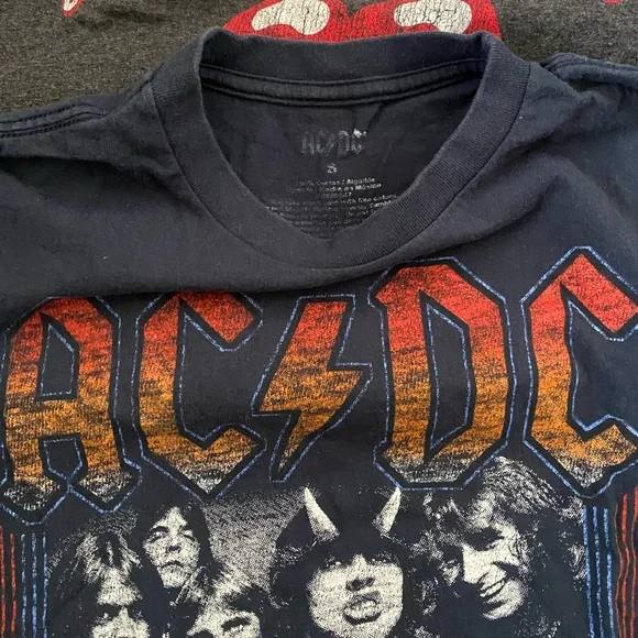 Bundle of SIX band tees - Picture 3 of 12